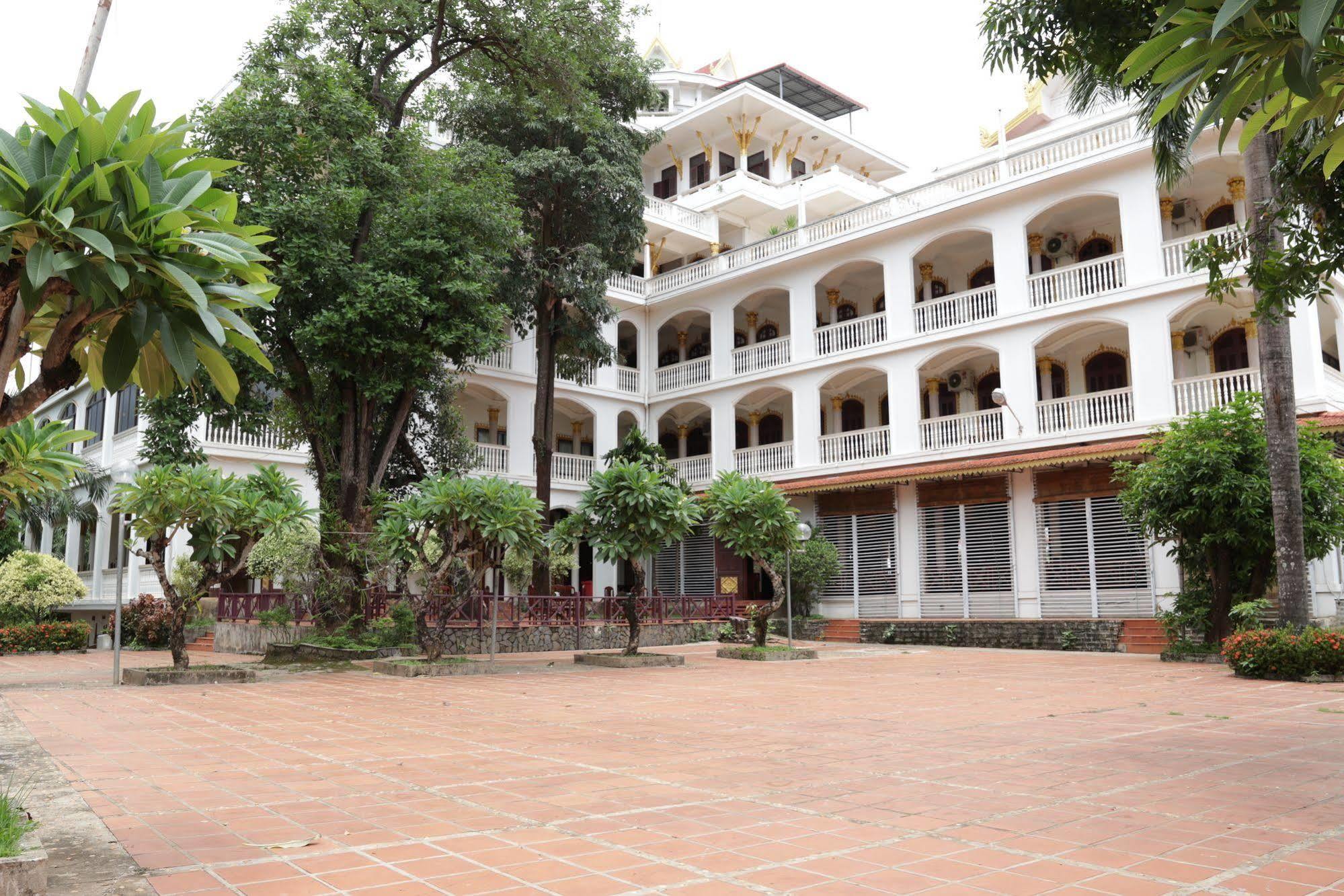 Champasak Palace Hotel Pakse Εξωτερικό φωτογραφία