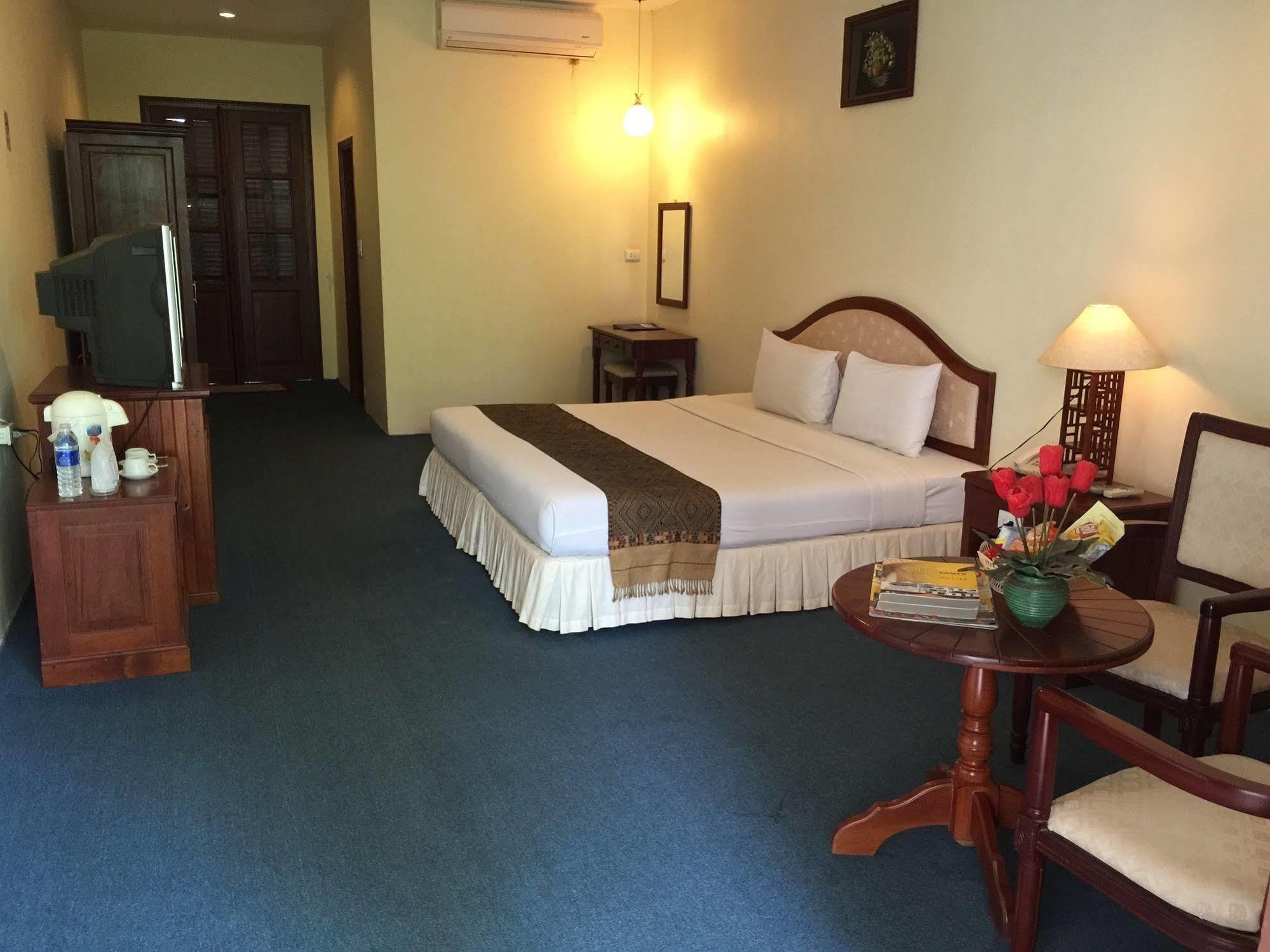 Champasak Palace Hotel Pakse Εξωτερικό φωτογραφία