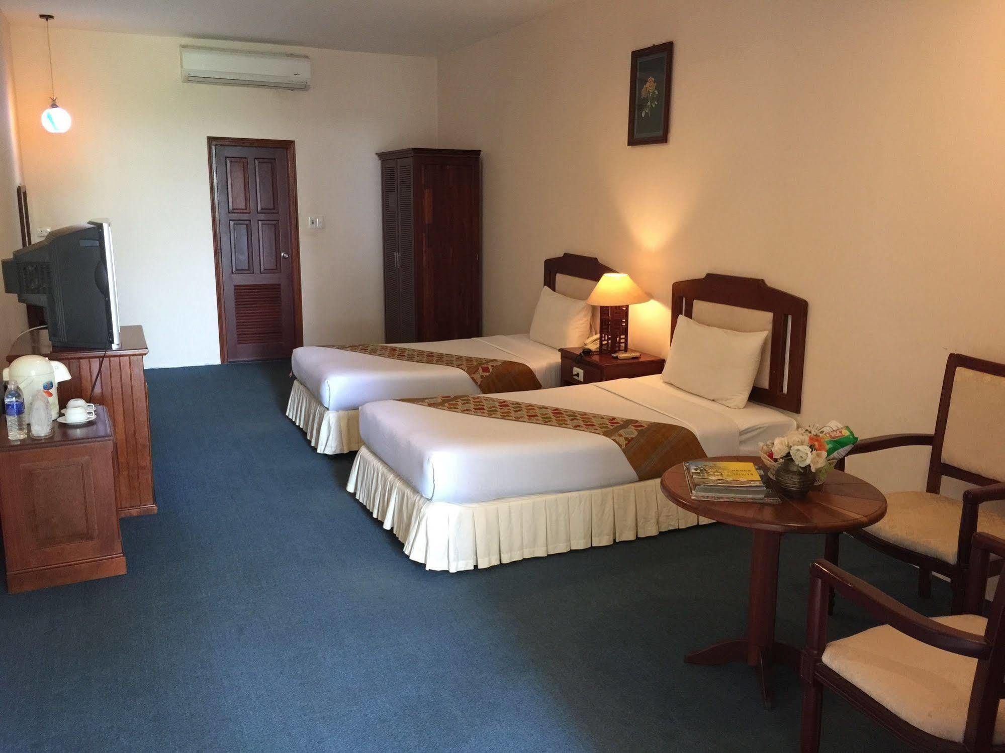 Champasak Palace Hotel Pakse Εξωτερικό φωτογραφία