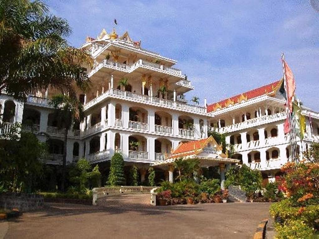 Champasak Palace Hotel Pakse Εξωτερικό φωτογραφία